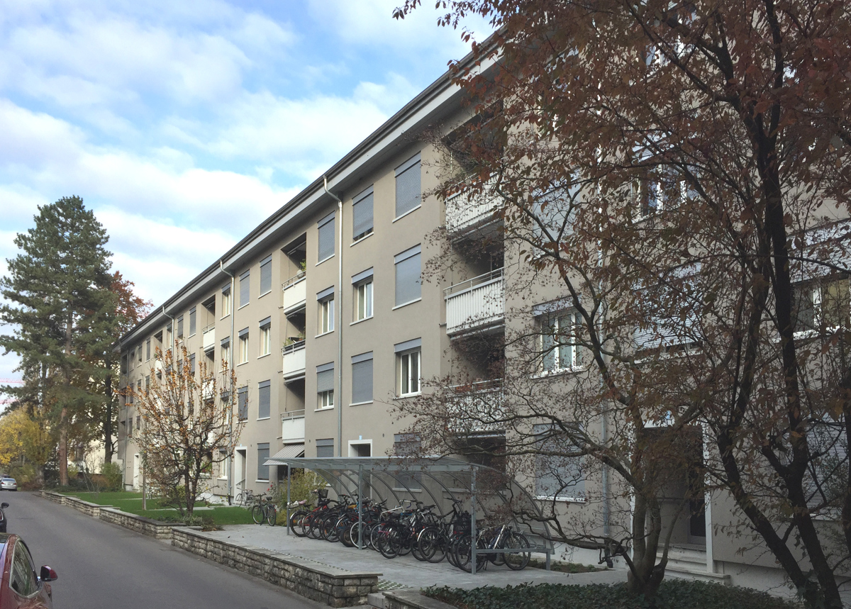 Strassenfassade